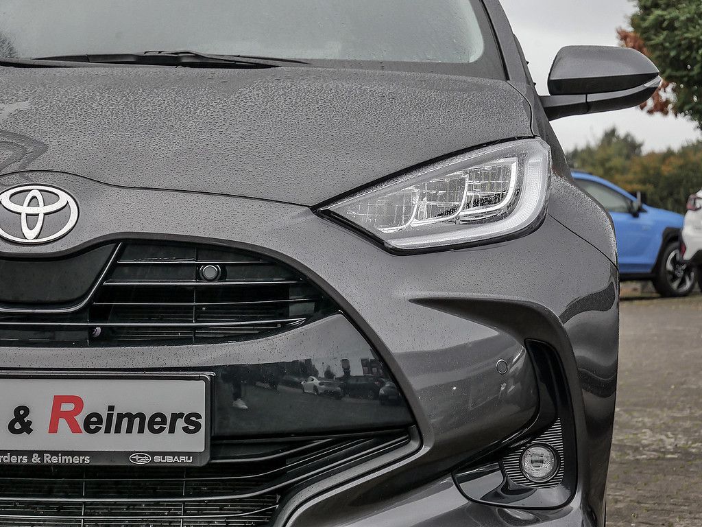 Toyota Yaris Hybrid Style Comfort PDC ACC LED KAMERA