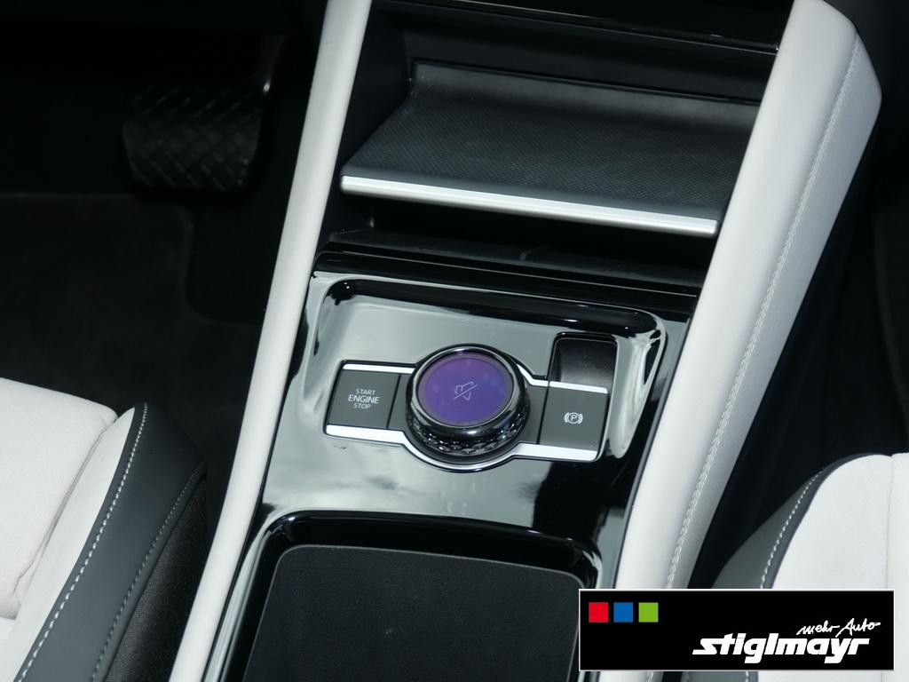 Volkswagen Tiguan Elegance 1.5 eHybrid ACC+AHK+DCC+HUD+PANO