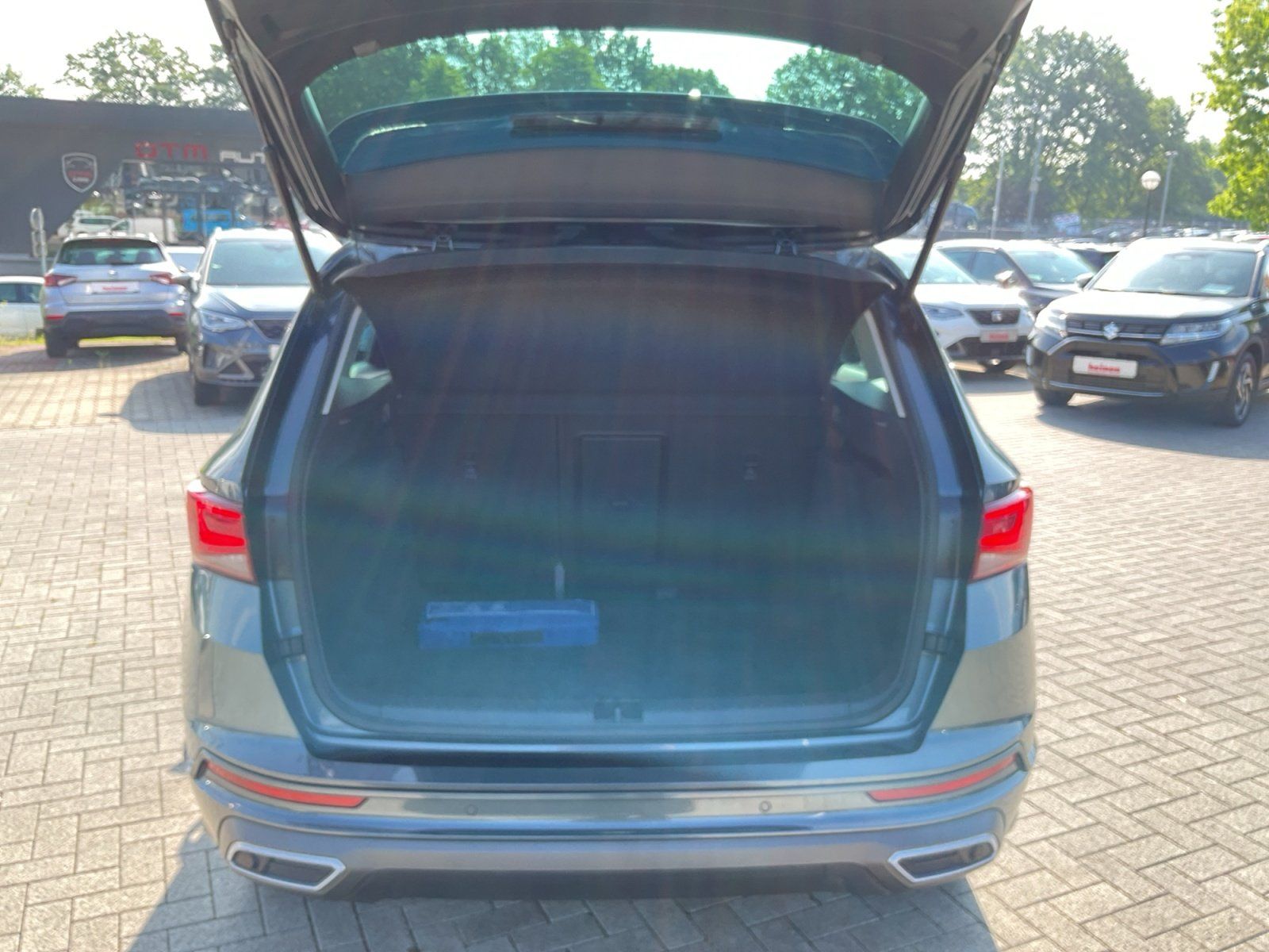Seat Ateca FR 1.5 TSI DSG NAVI LED AHK PANO
