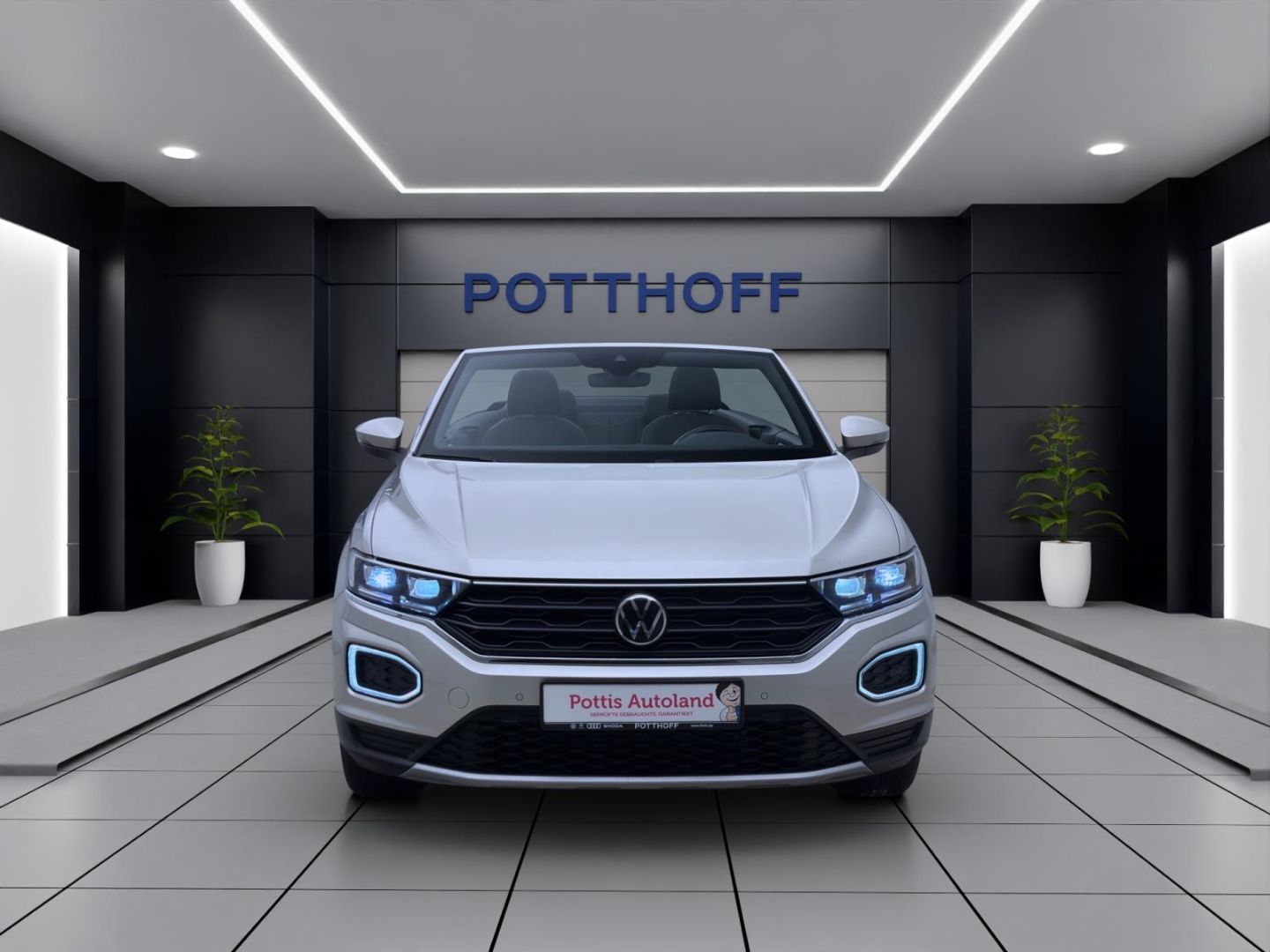 Volkswagen T-Roc 1.0 TSI STYLE - Samsaru's Car Outlet
