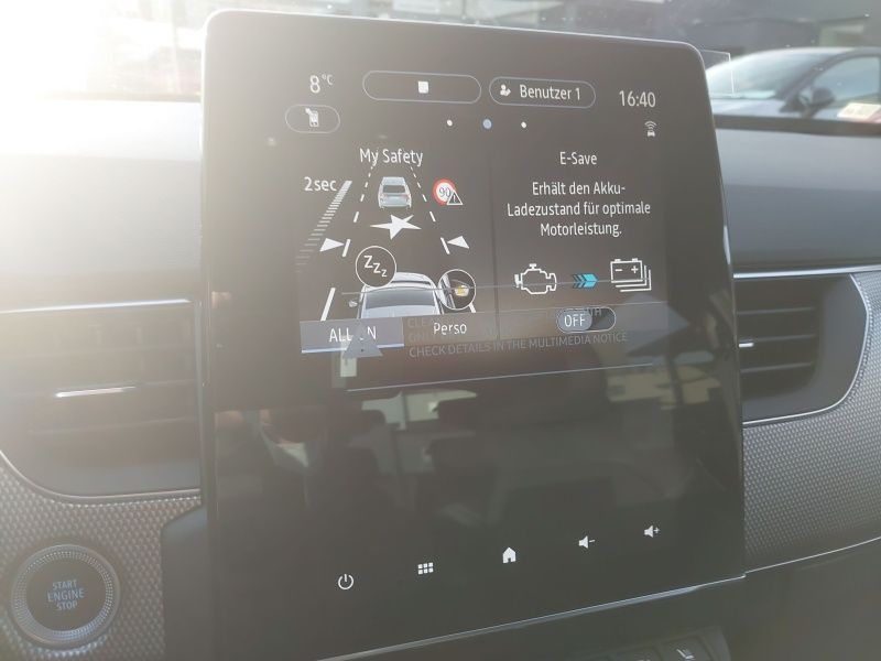 Renault ARKANA TECHNO E-Tech Full Hybrid 145 - Samsaru's Car Outlet