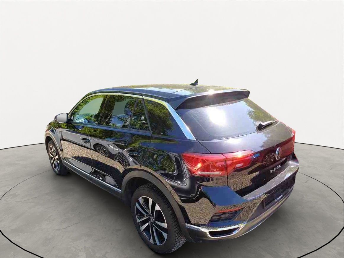 Volkswagen T-Roc 1.0 TSI United - Samsaru's Car Outlet