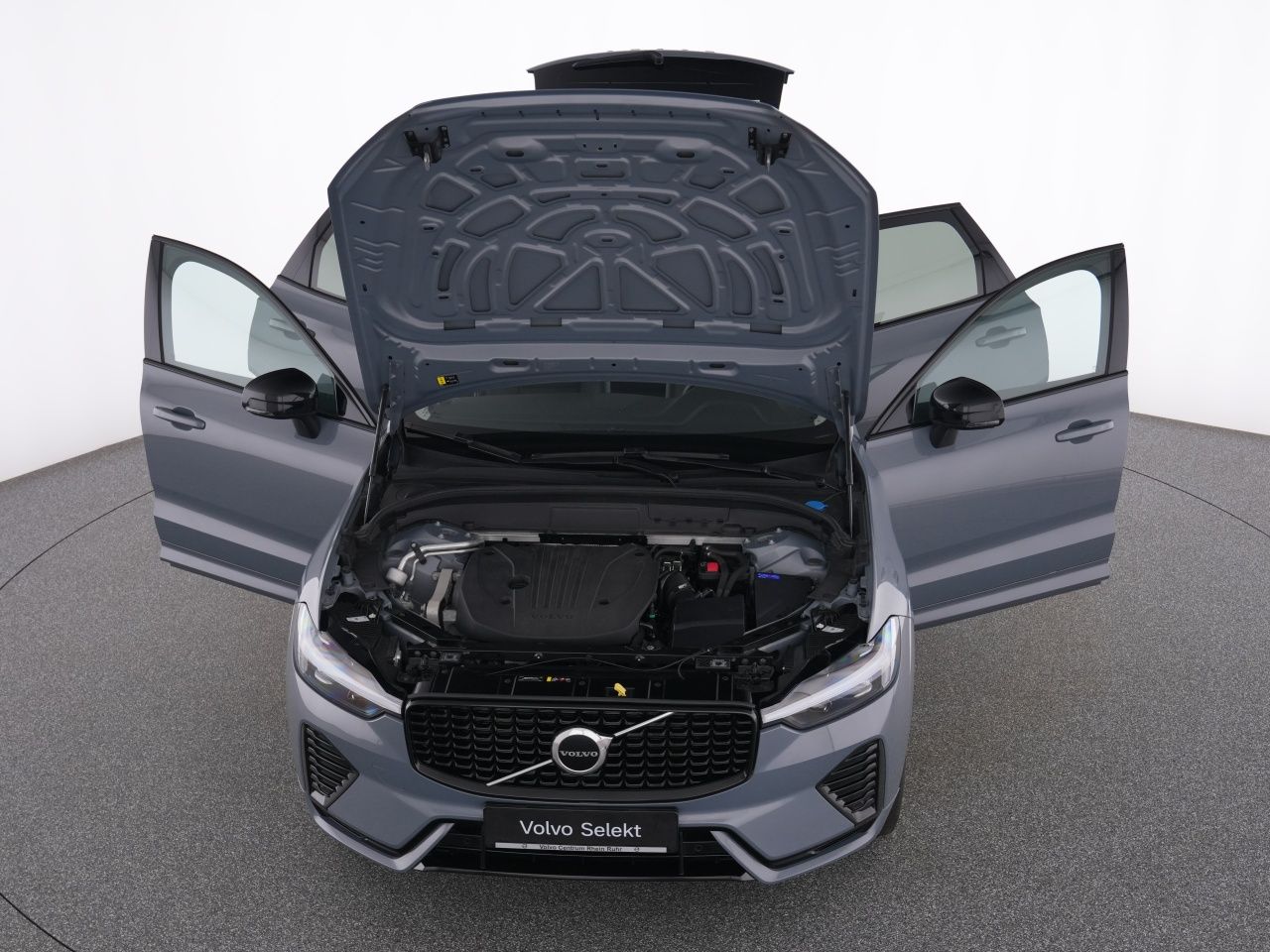 Volvo XC60 B4 Plus Dark+WINTERPAK+MEMORY+LM20+RFK+DAB+