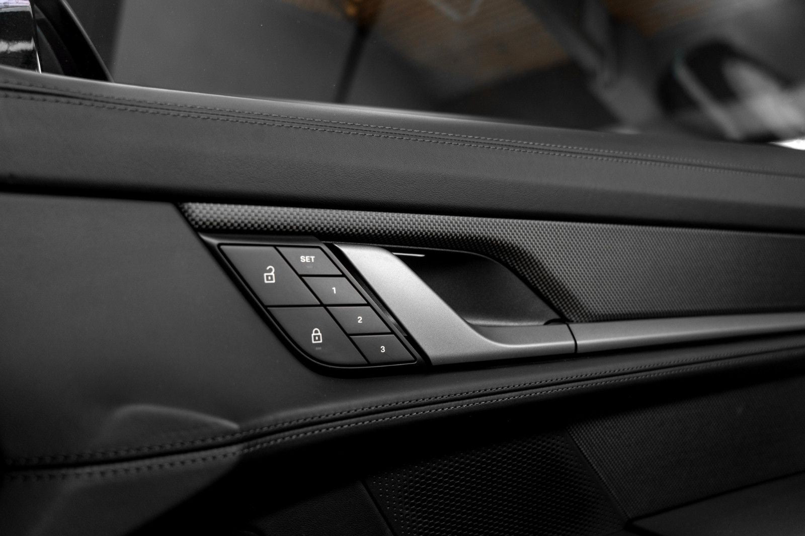 Porsche Taycan Cross Turismo Turbo #BURMESTER #MEGA SPEC