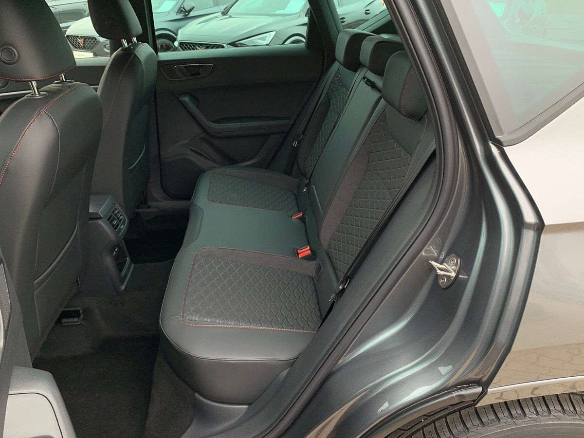 Seat Ateca FR 1.5 TSI ACT DSG SHZ+KAMERA+