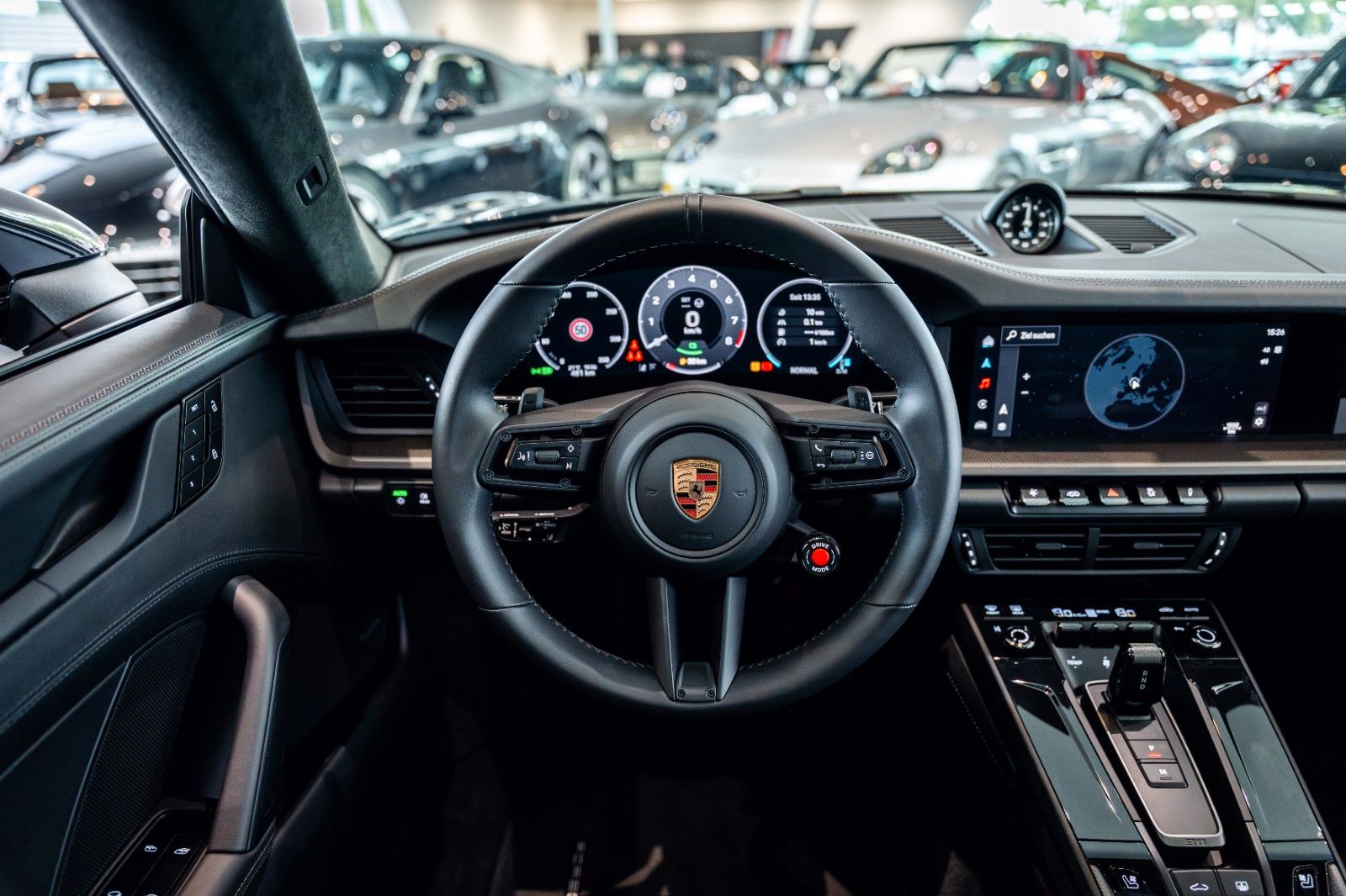 Porsche 911 Carrera 4 GTS T-Hybrid*VAT*1.Hand*