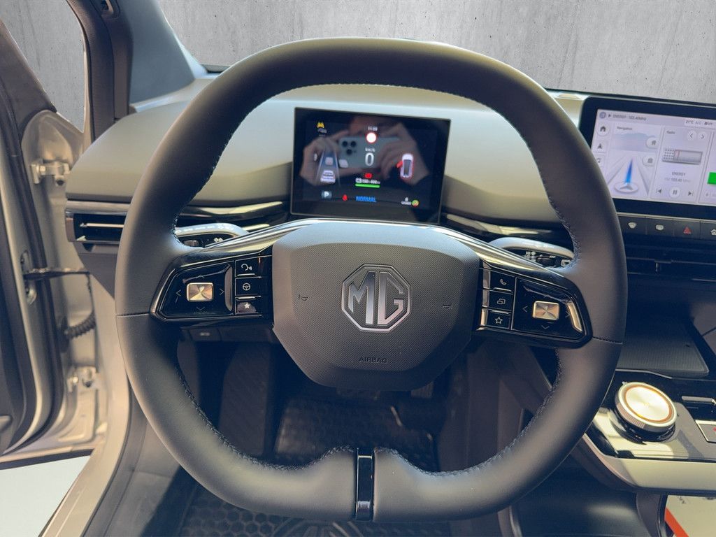 MG4 Luxury 64 kWh PDC SHZ KAMERA W-LAN LED 360°