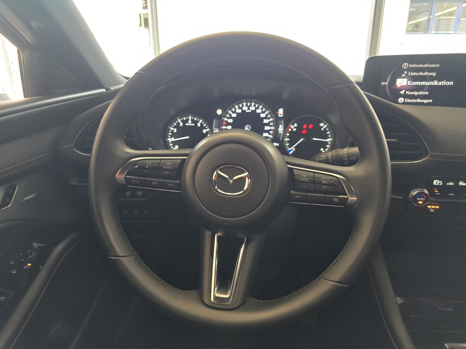 Mazda 3 Lim. 5-trg. Nagisa FWD 2.5l 140ps*HUD*RFK*BOSE