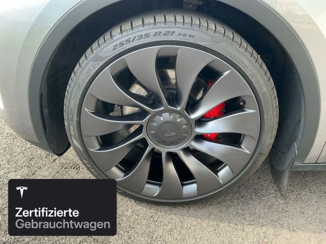 Tesla Model Y Performance