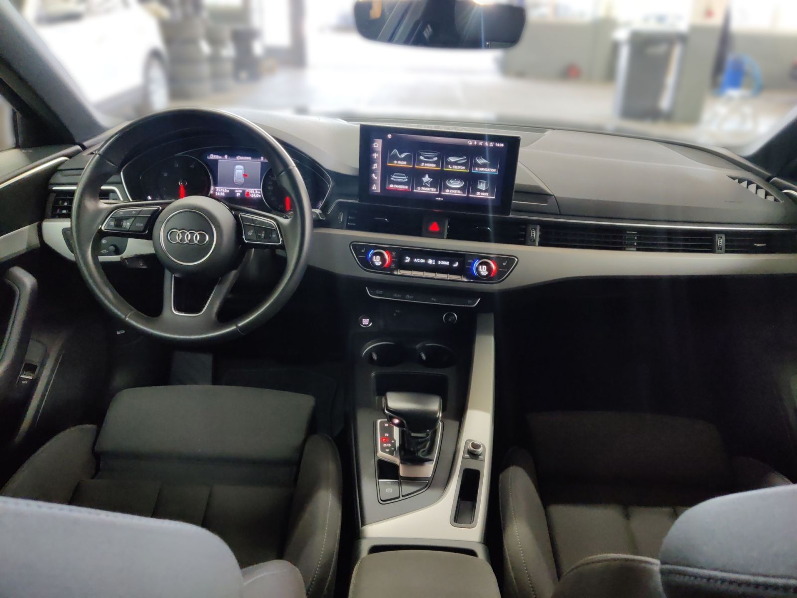 Audi A4 Avant 40 TDI s-line Competition - Samsaru's Car Outlet