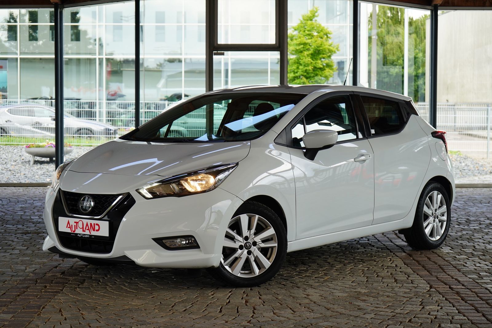 Nissan Micra 1.0 N-Way - Samsaru's Car Outlet