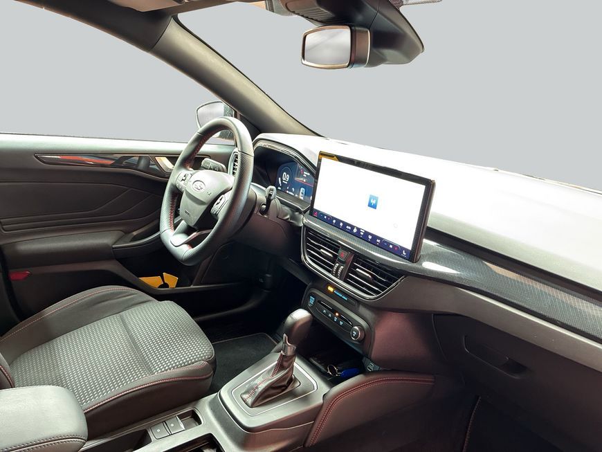 Ford Focus Turnier 1.0 EcoBoost Hybrid Aut. ST-LINE X