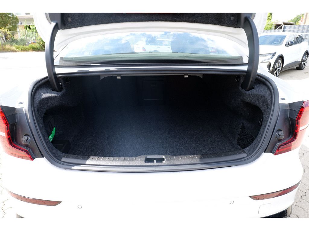Volvo S60 Lim. T8 Ultimate Dark Recharge Plug-In Hybri