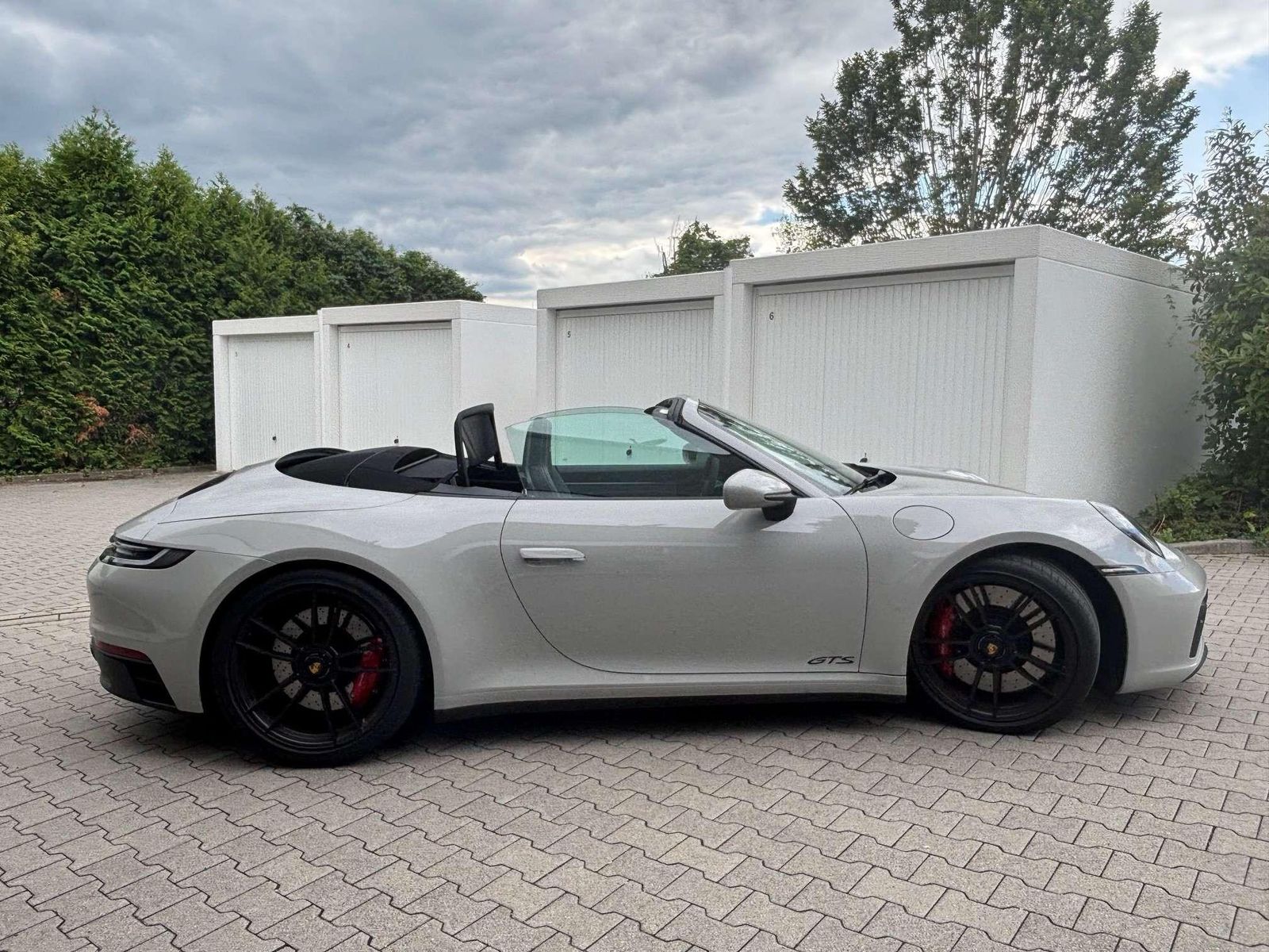 Porsche 992 Carrera 4 GTS Cab. Lift Inno Matrix Bose 18-