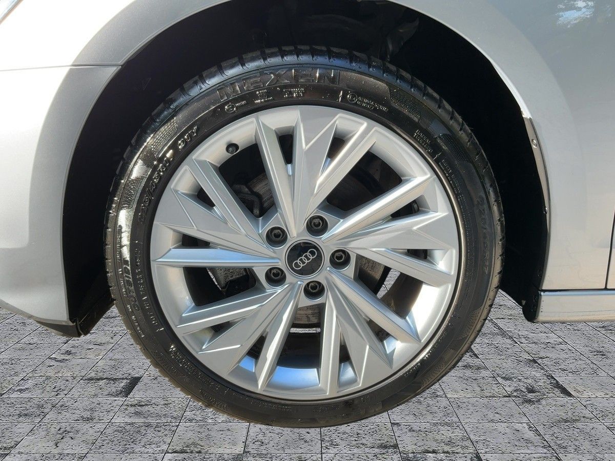 Audi A3 Limousine 30 TFSI S-TR 5JG+LED+NAV+AHK+ACC+VC