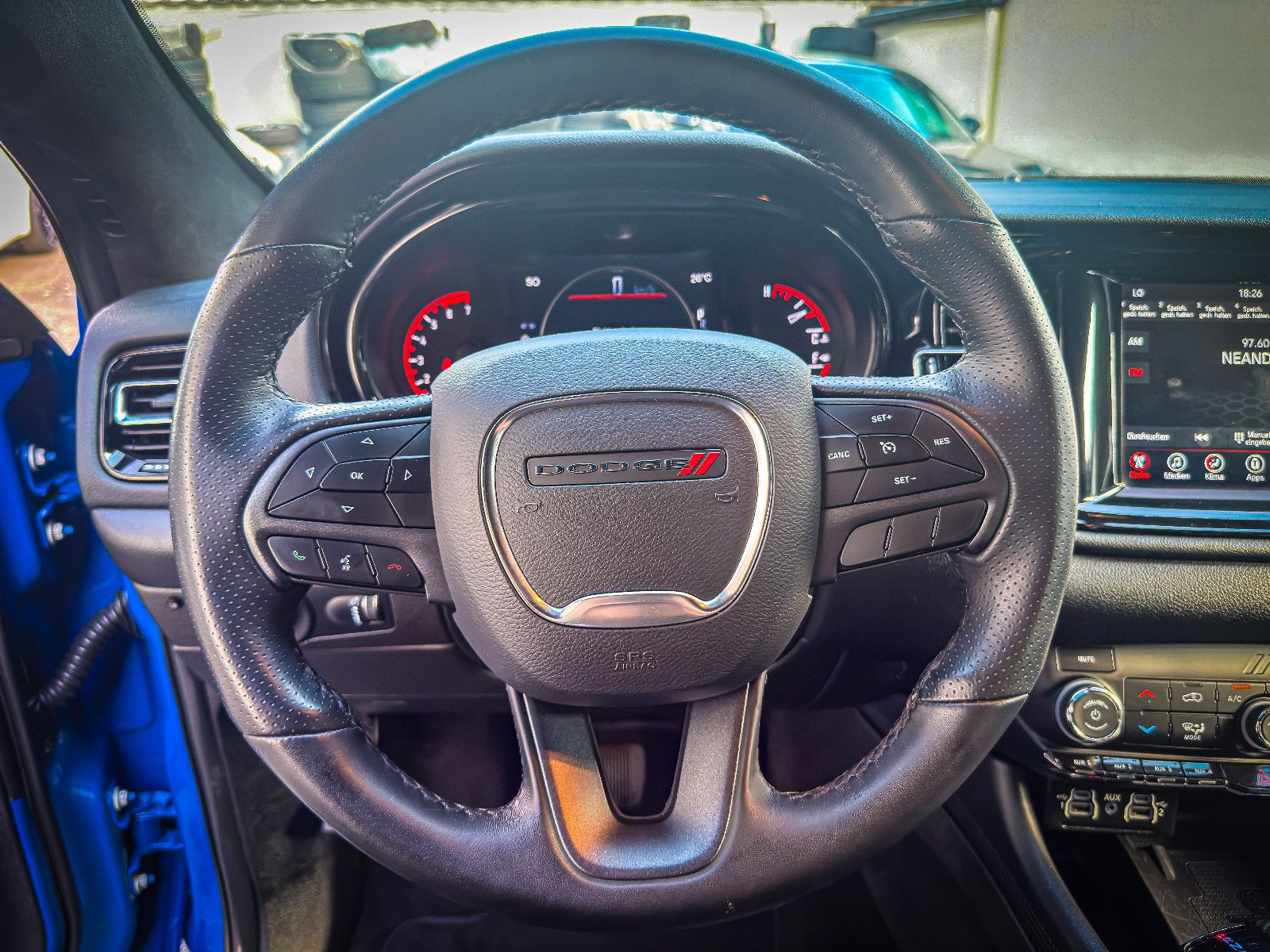 Dodge DURANGO PURSUIT 5.7 V8 *4X4*LED*WIDEBODY*6 SITZE