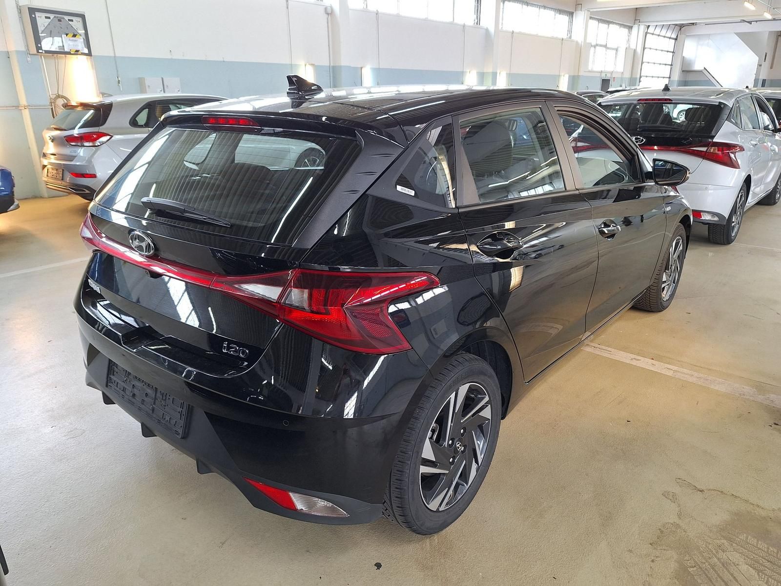 Hyundai i20 T-GDI Trend - Samsaru's Car Outlet