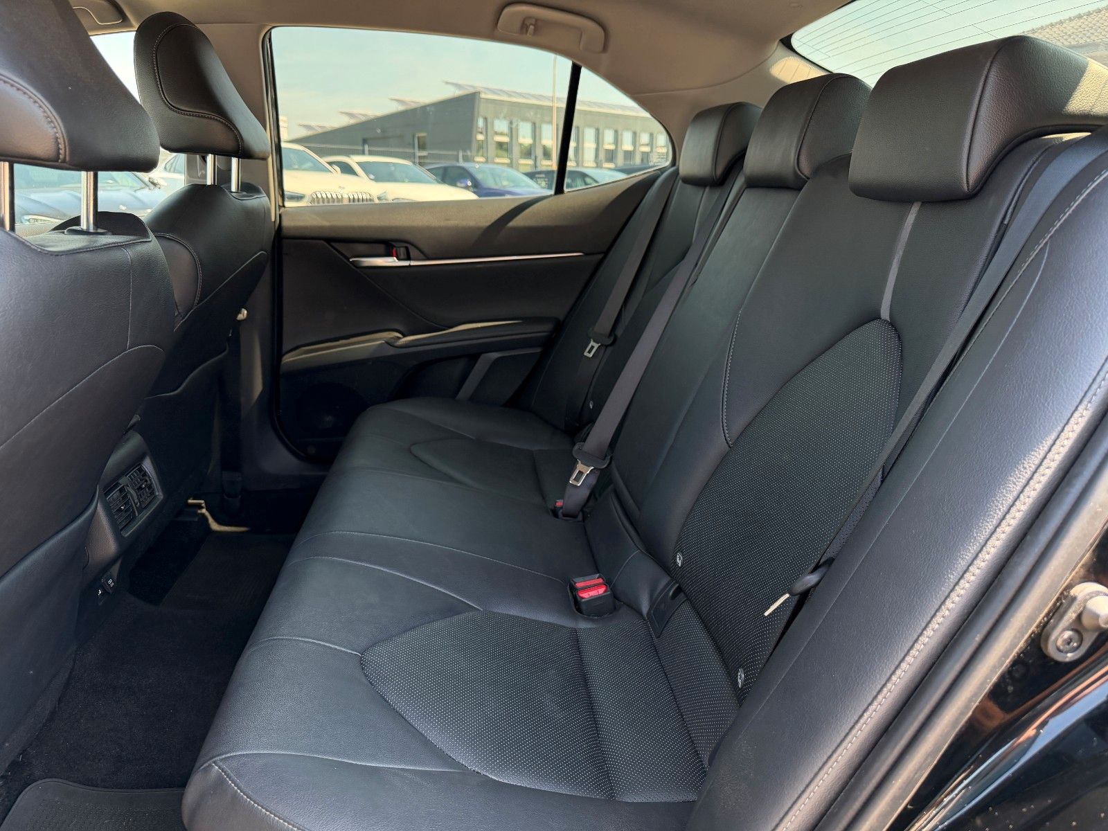 Toyota Camry 2.5 Hybrid