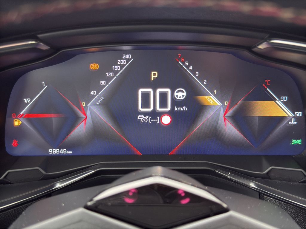 DS Automobiles DS 7 Crossback 225 Performance Line + Leder