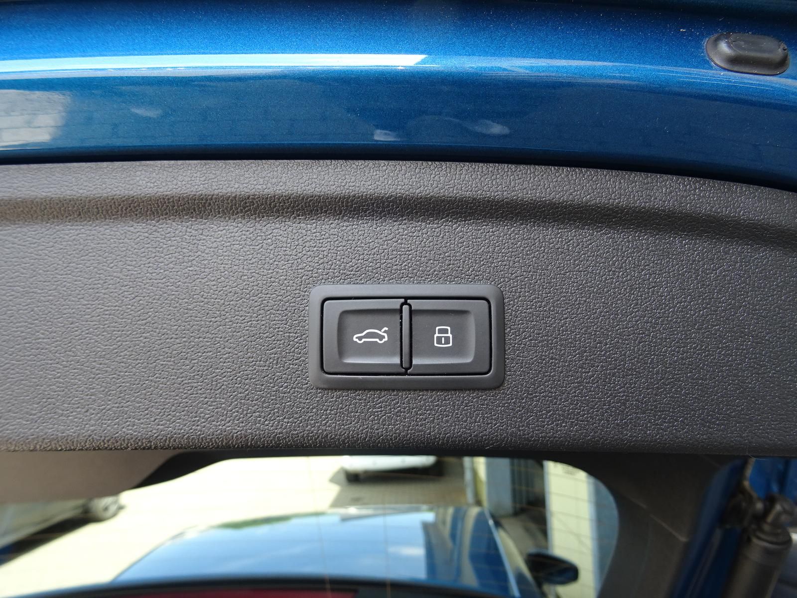 Audi A3 Sportback 30 TDI - Samsaru's Car Outlet