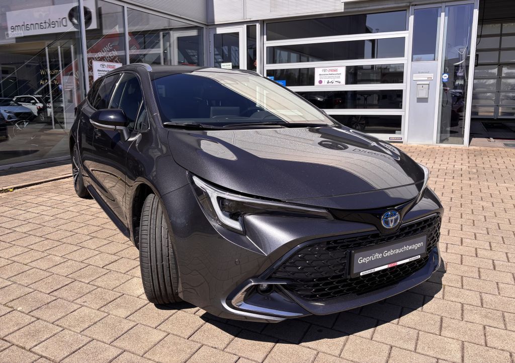 Toyota Corolla 1.8 Hybrid T. Sports Teamplayer Technik