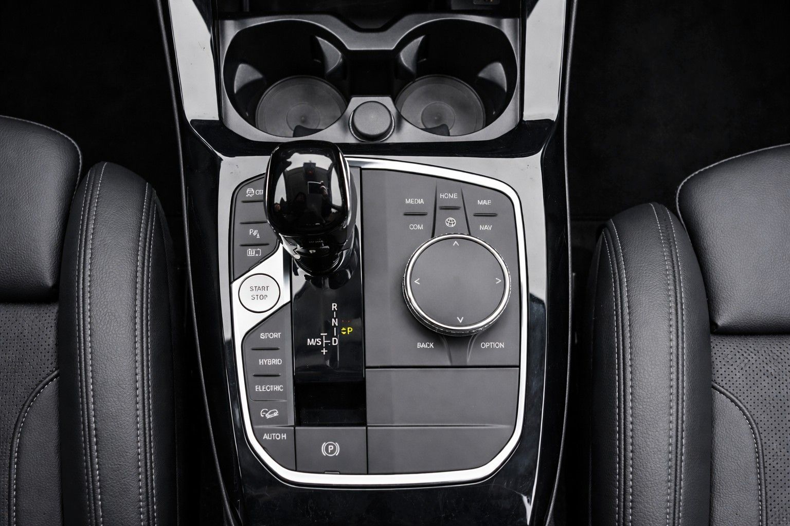 BMW X3 xD30e FACELIFT KAMERA AHK Sportsitze LEDER