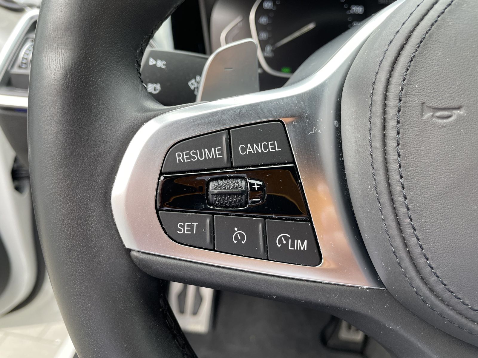 BMW 330i Tour. M Sport - Samsaru's Car Outlet