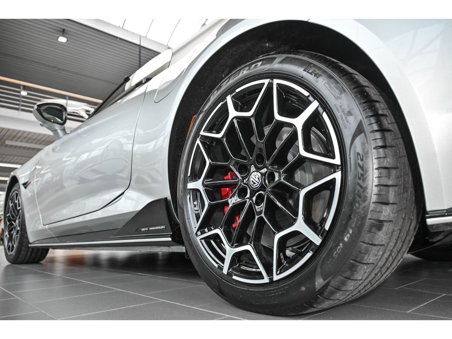 MG Cyberster E-Roadster 340PS BOSE BREMBO NAVI ACC