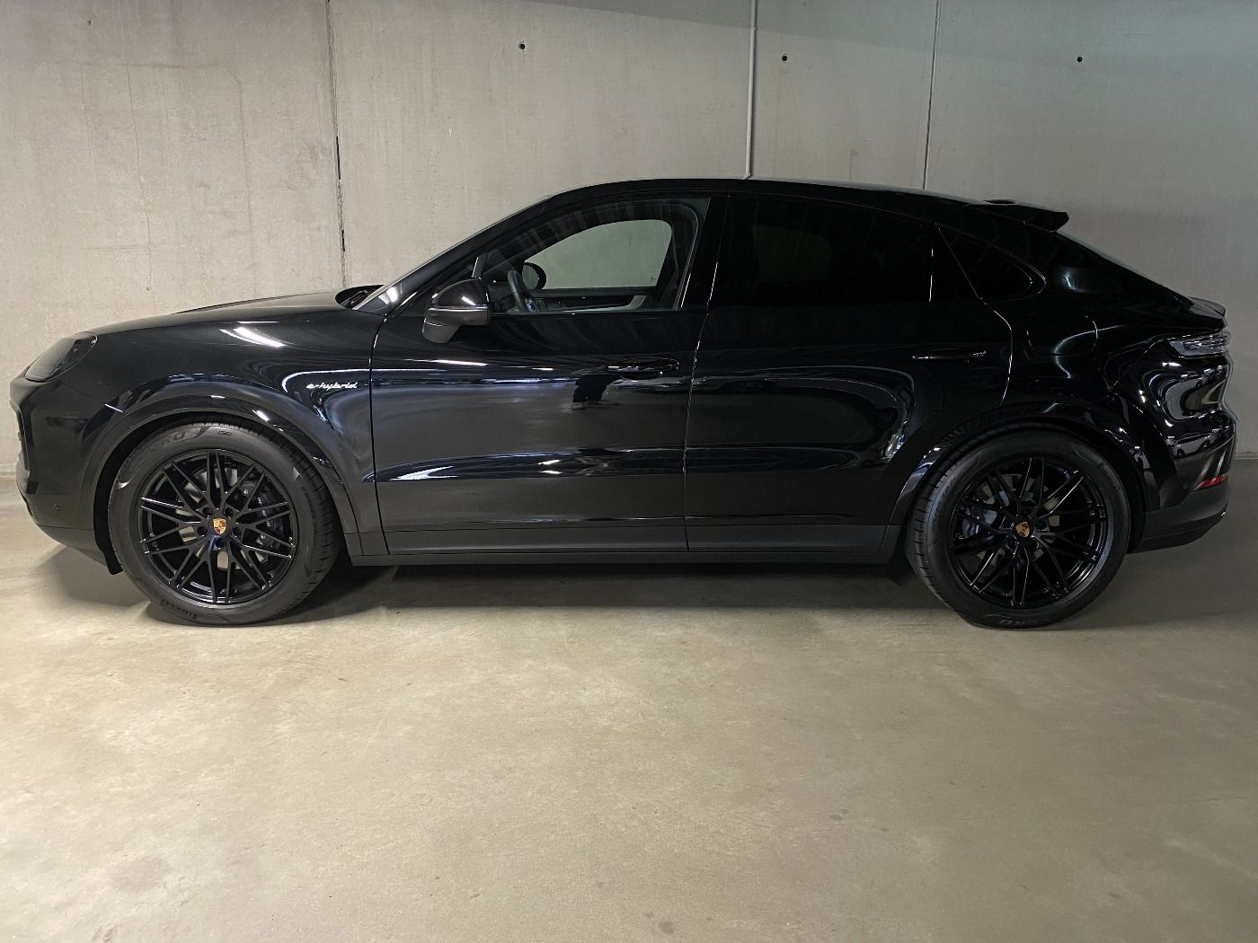 Porsche Cayenne E-Hybrid Coupe | Luftfederung | el. AHK