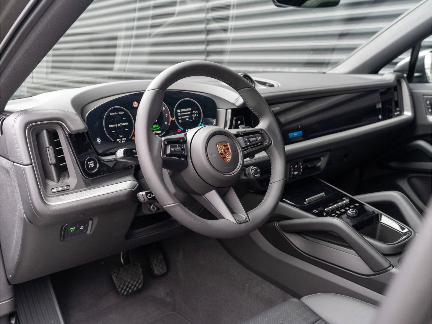 Porsche Cayenne E-Hybrid Coupe SAGA, BOSE