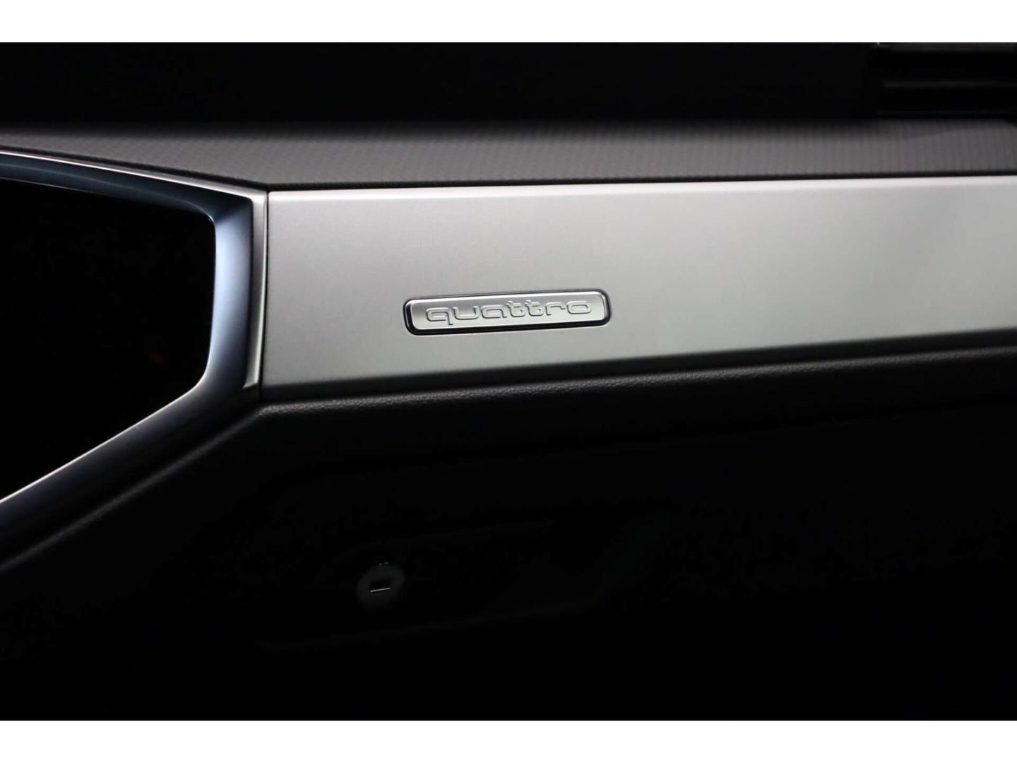 Audi Q3 35 TDI quattro S line S-Tronic - Samsaru's Car Outlet