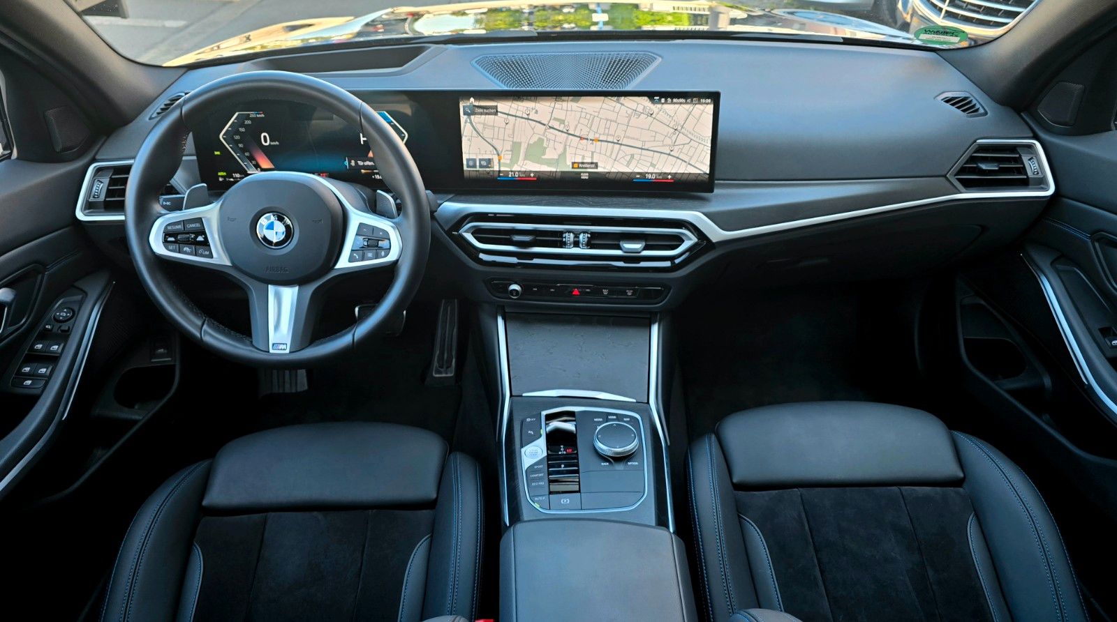 BMW 320d xDrive M Sport - Samsaru's Car Outlet