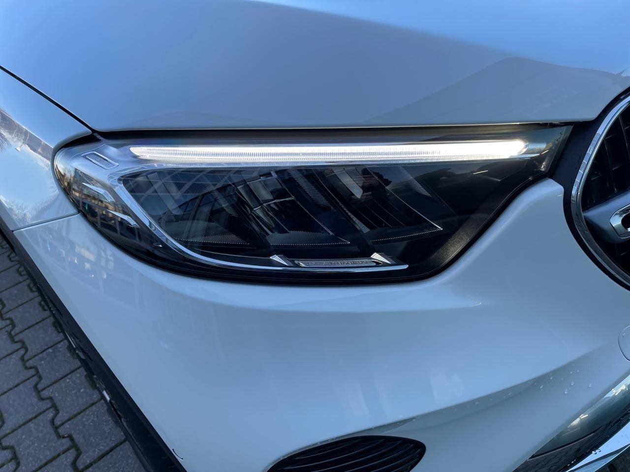 Mercedes-Benz GLC 220 d 4MATIC AVANTGARDE-EDTION - Samsaru's Car Outlet