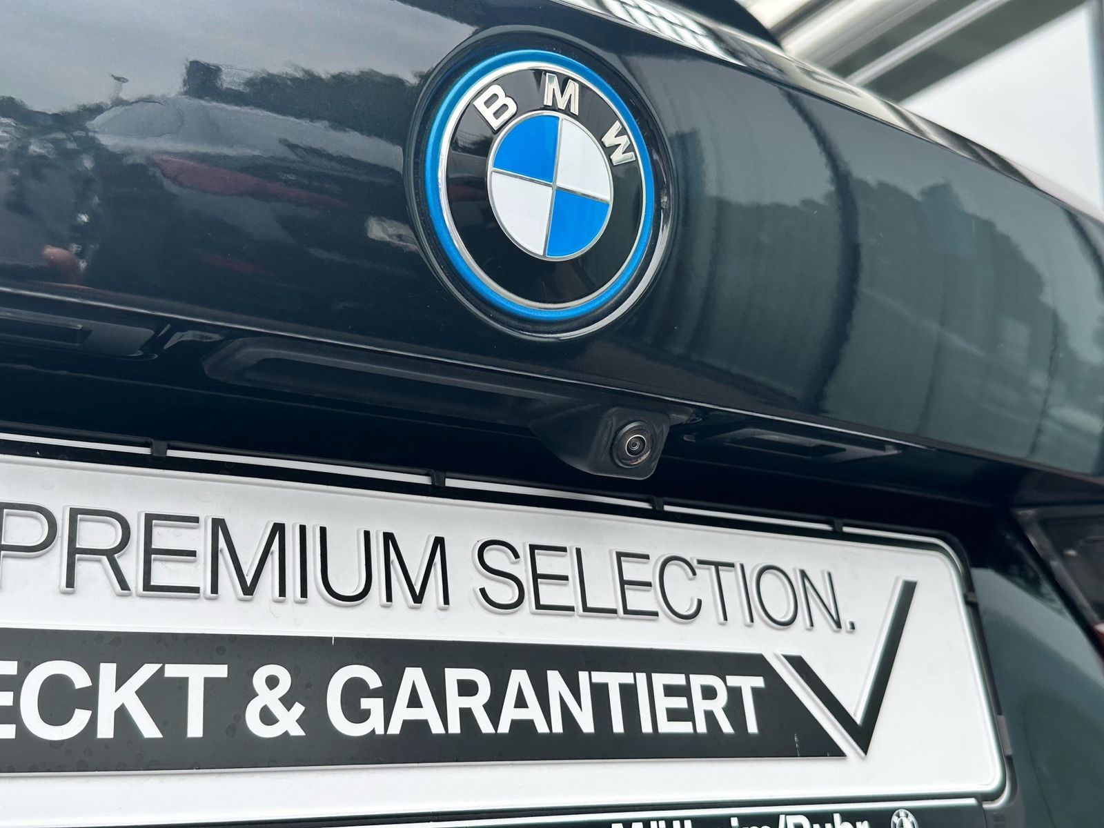 BMW 330e Touring M Sport //Pano H&K Stop&Go AHK