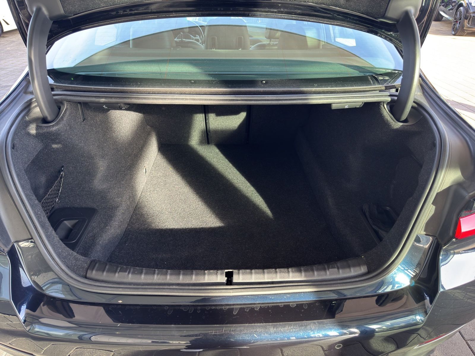 BMW 540d xDrive Limousine M Sport DrivingA. AHK ACC