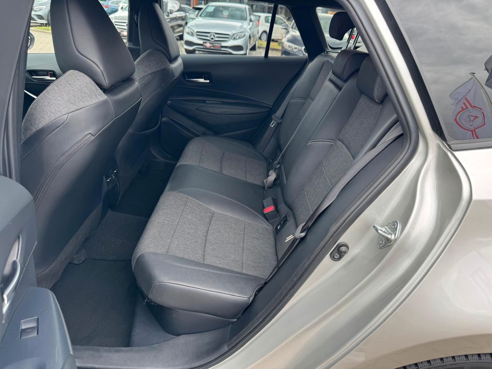 Toyota Corolla Touring Sports Hybrid Business Edition - Samsaru's Car Outlet