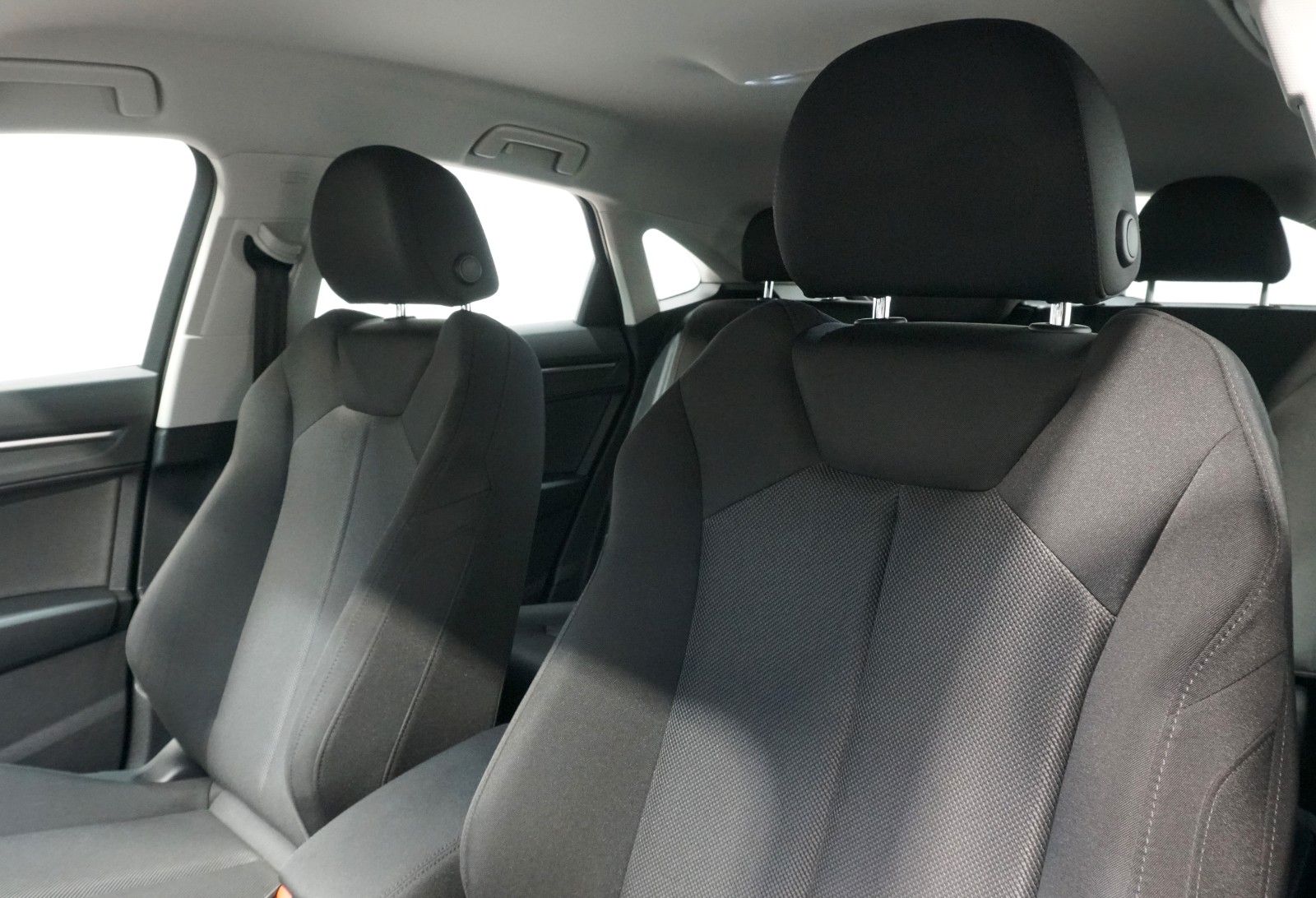 Audi Q3 Sportback 40 TDI quattro S line - Samsaru's Car Outlet