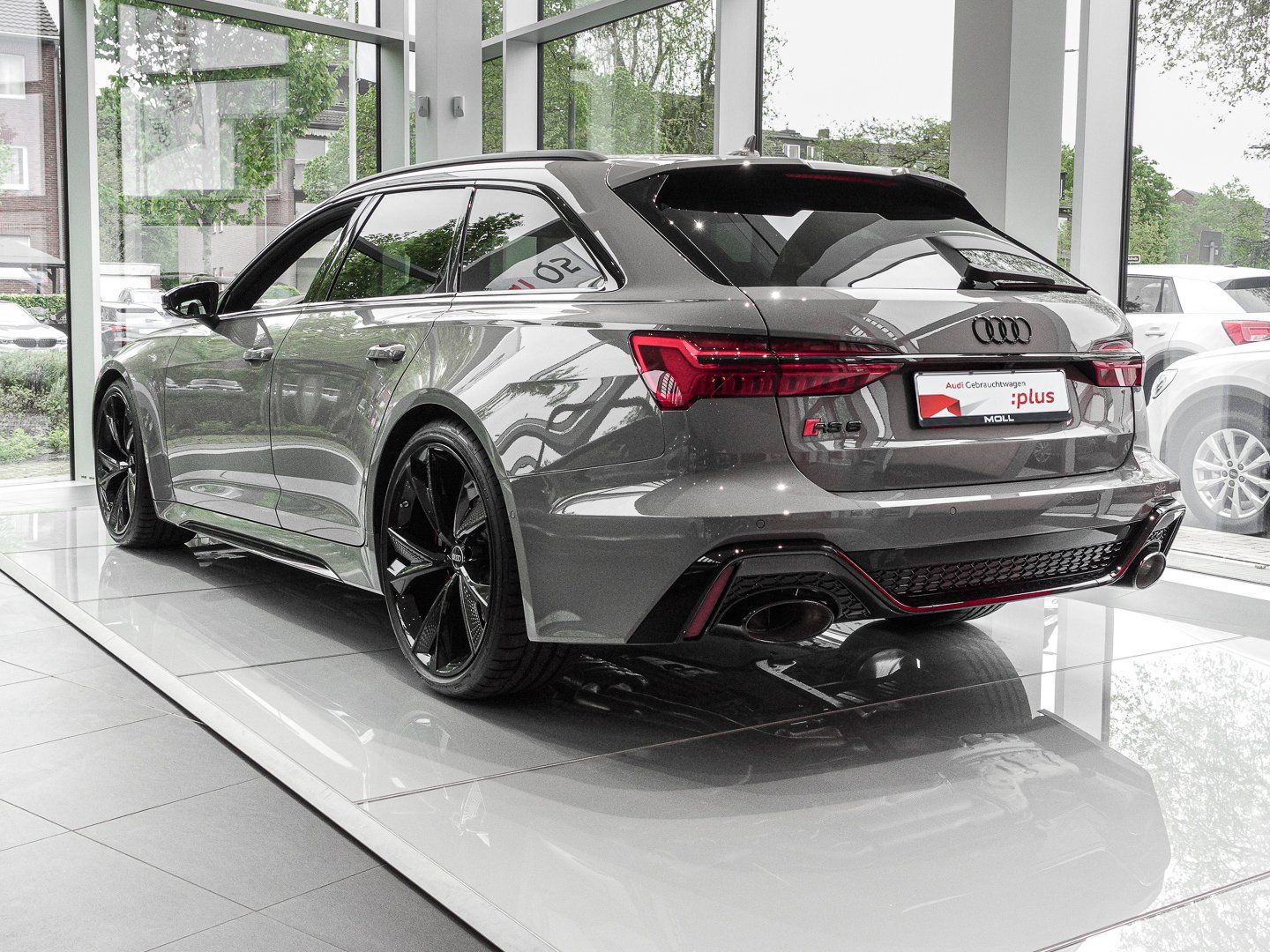 Audi RS6 Avant tiptronic