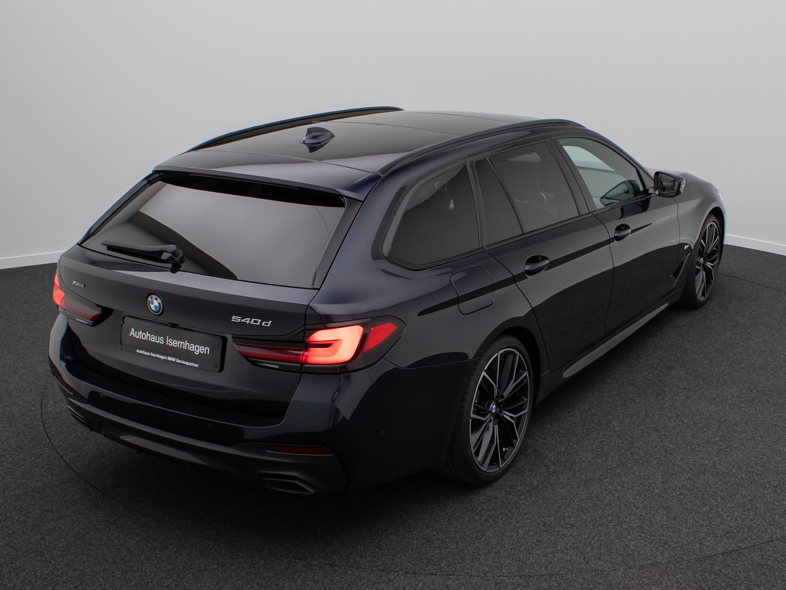 BMW 540d xD M Sport 360° HUD DAB H/K Panorama 20Zoll