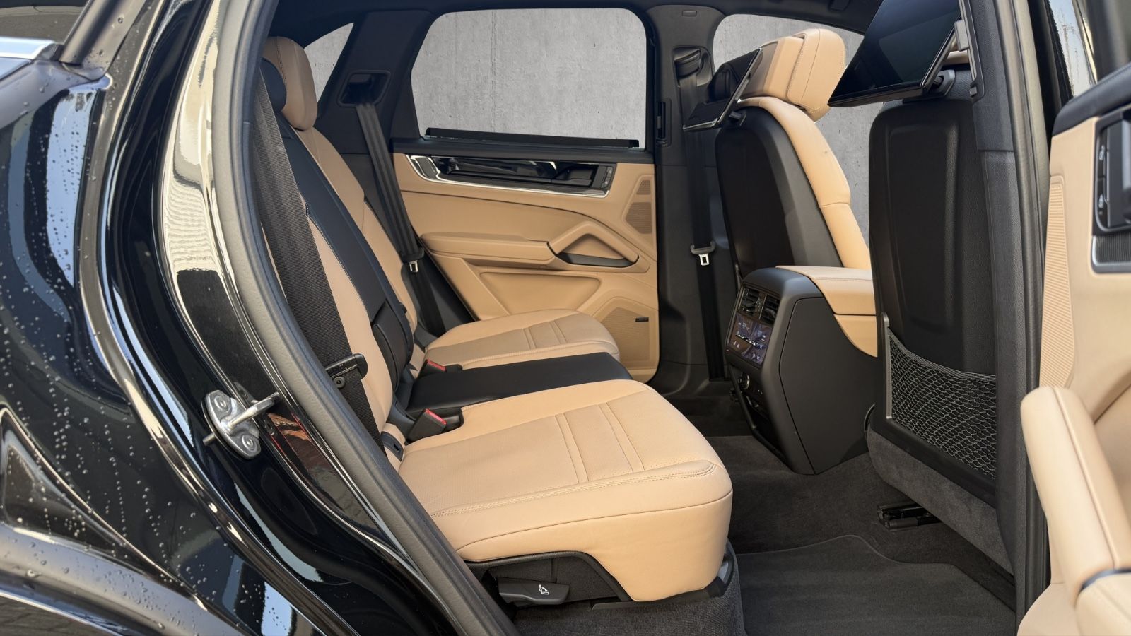 Porsche Cayenne S SportDesign CARBON HAL SPORTABGAS 22"