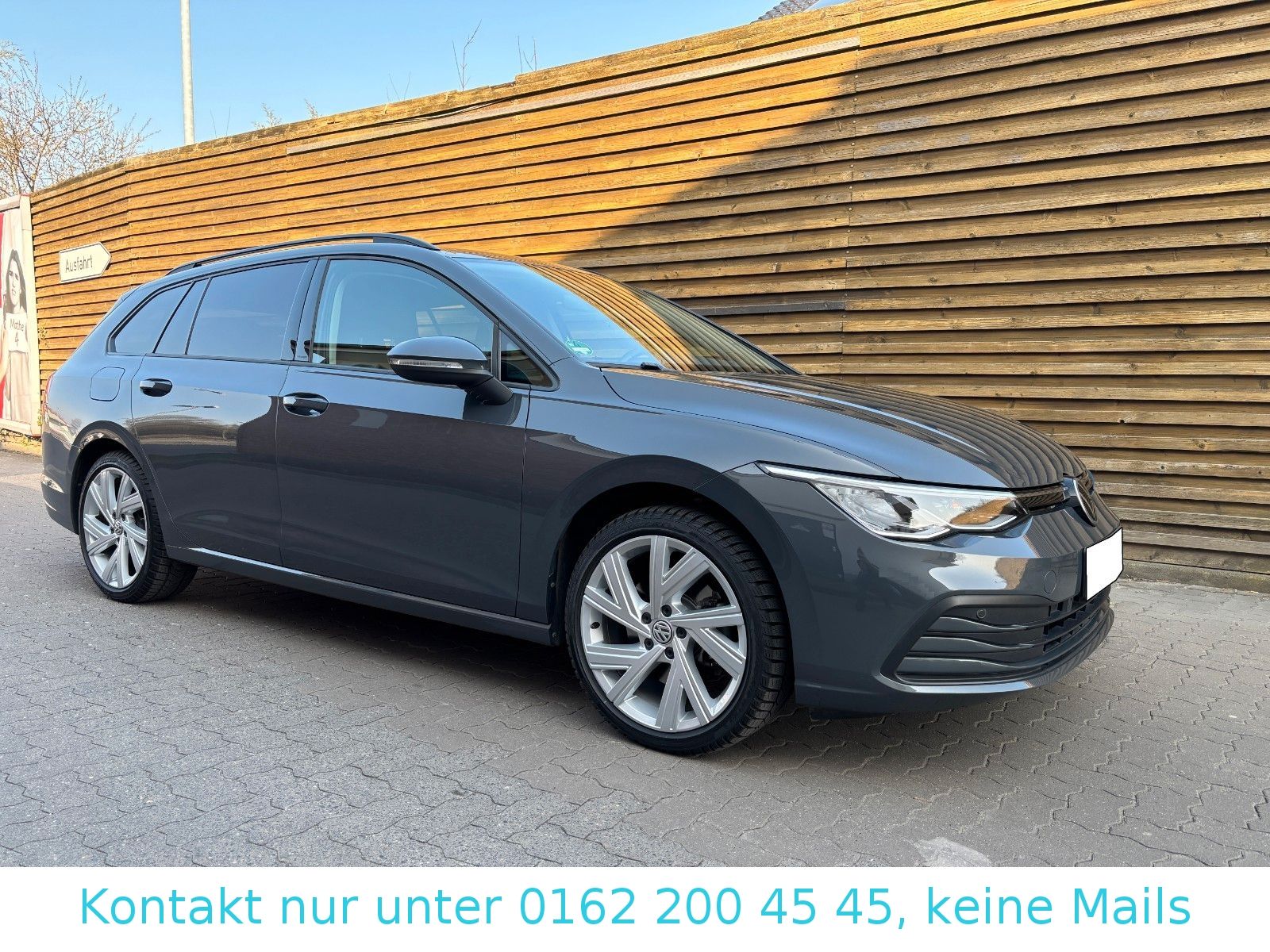 Volkswagen Golf 2.0 TDI Life Variant - Samsaru's Car Outlet