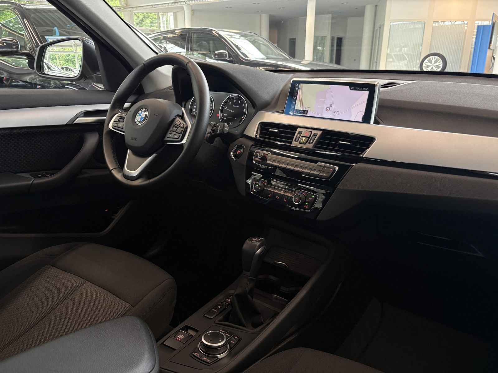 BMW X1 xDrive25e Advantage - Samsaru's Car Outlet