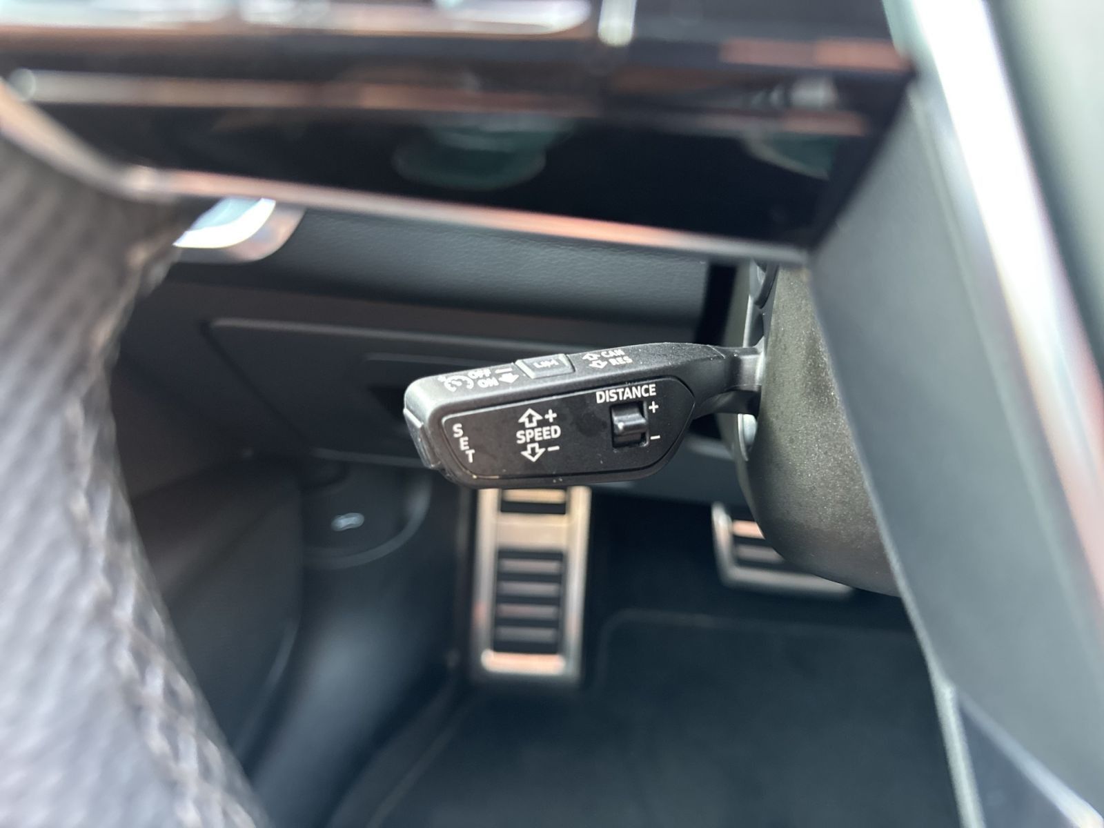 Audi RS 6 Avant Keramik/HDMatrix/Pano/StHz/HuD/RS-Aga