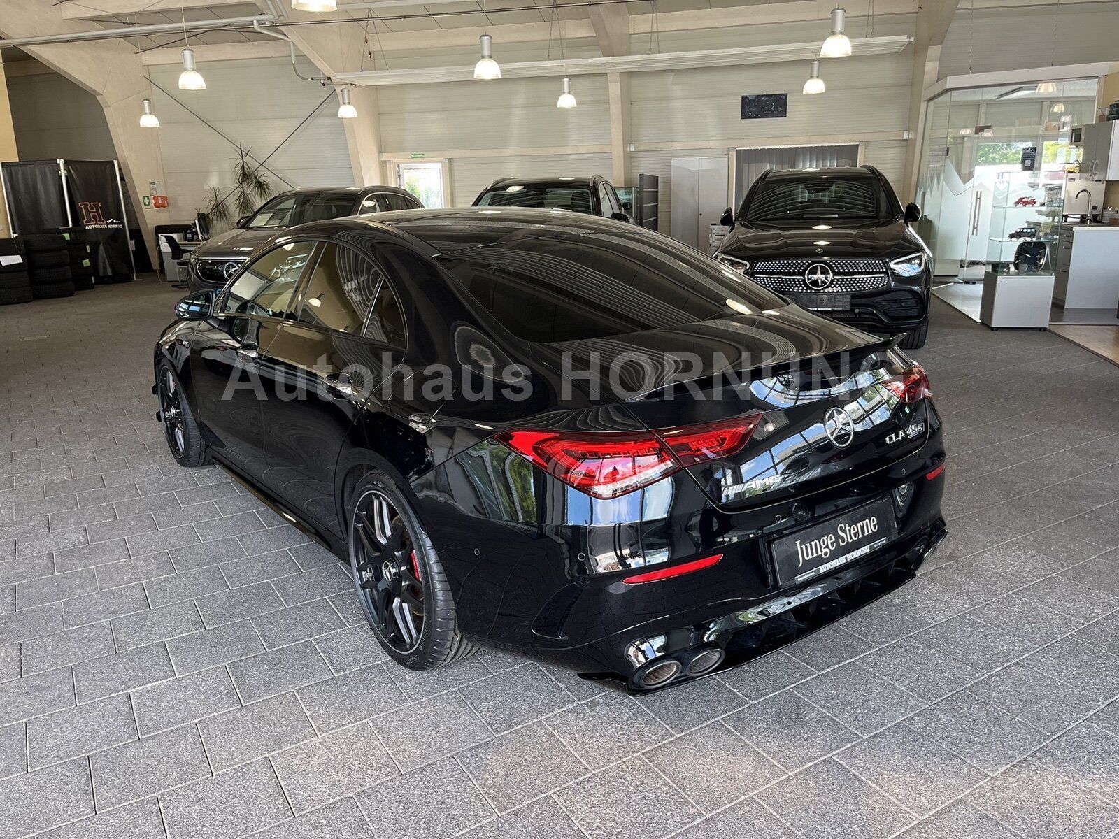 Mercedes-Benz CLA 45 S 4M+ Coupé - Samsaru's Car Outlet