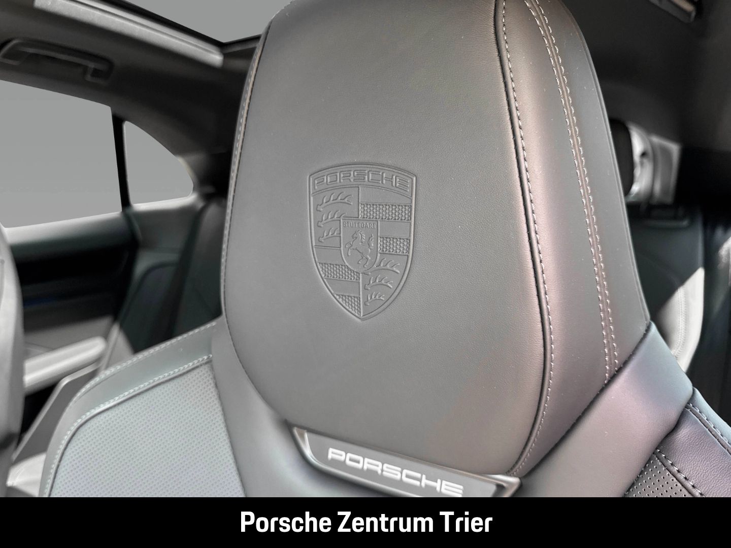 Porsche Macan 4 BOSE Panoramadach Luftfederung InnoDrive