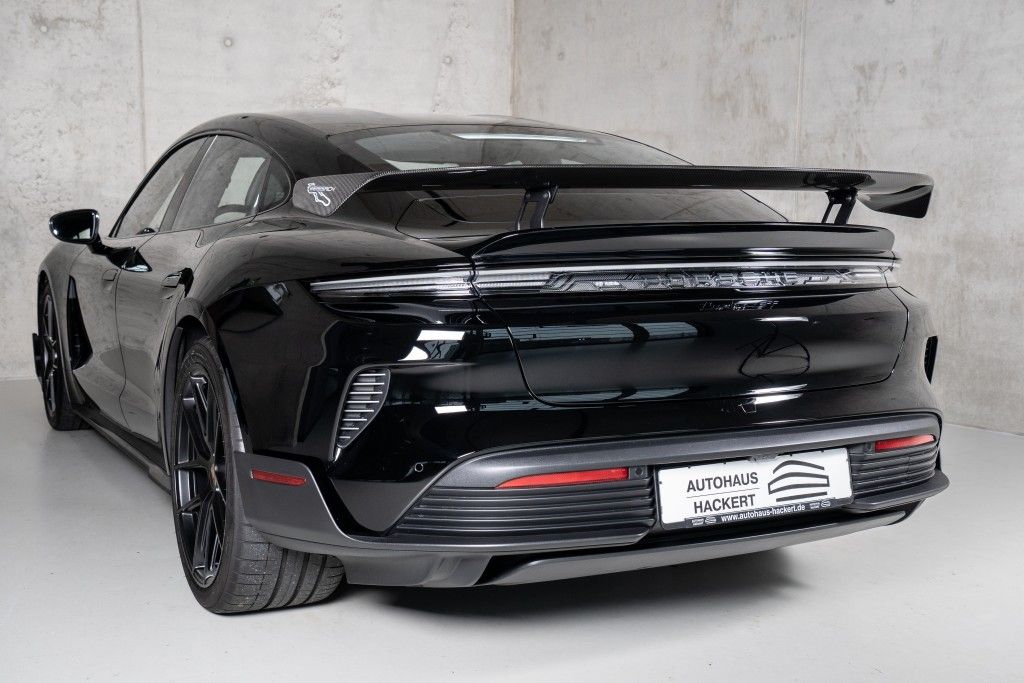 Porsche Taycan Turbo GT WEISSACH-PACKET ON STOCK!