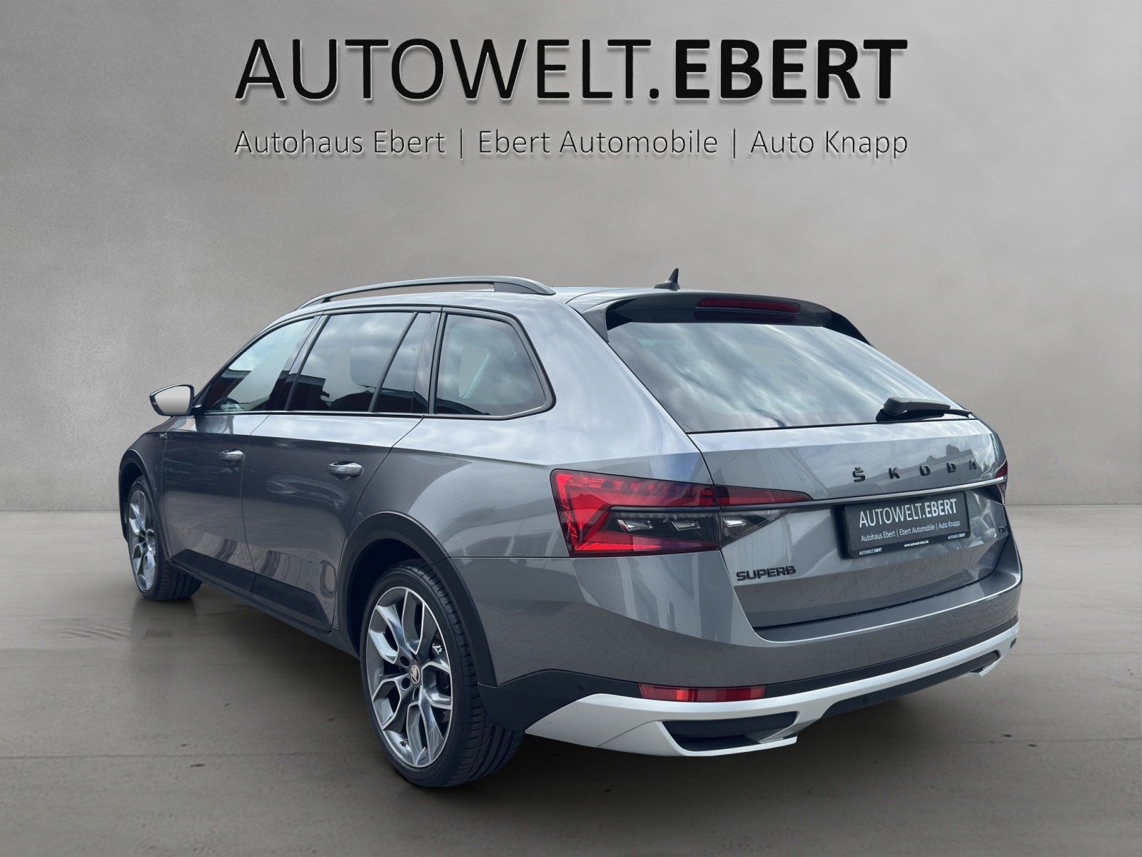 Skoda Superb Combi 2.0 TSI Scout Final 4x4/AHK/PANO/