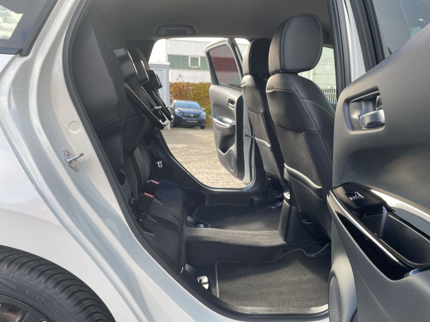 Honda Jazz 1.5i-MMD Hybrid Executive *NAVI*LED*CARPLAY