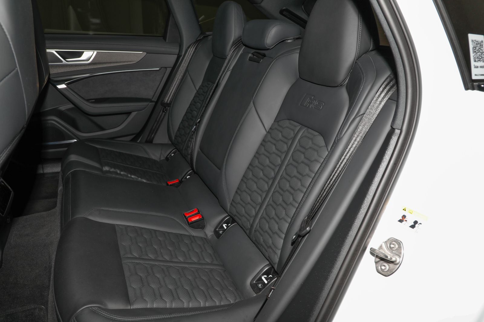 Audi RS 6 Avant performance AHK Pano HUD Matrix B&O