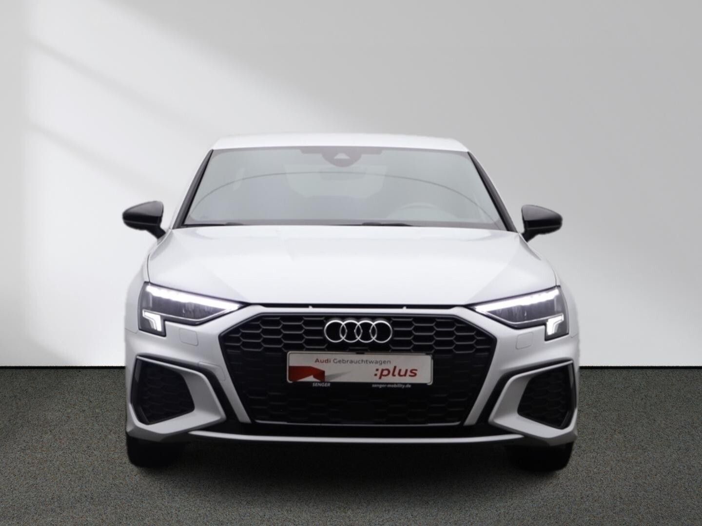 Audi A3 Limousine 35 TFSI S line MMI Navi LED